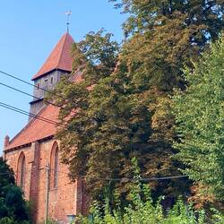 Überall die typischen Kirchen, hier in Reinberg.