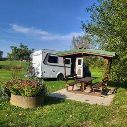 Diesen Stellplatz in Burow haben wir ganz für uns allein.