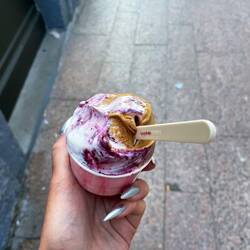 new favorit combination, cheescake and dulce de leche🍦