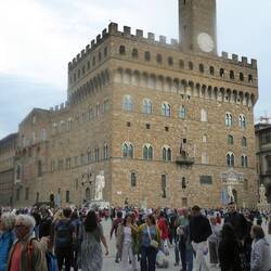 Der Palazzo Vecchio und viele Touristen.