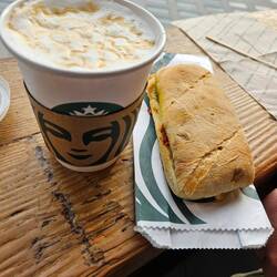 Frühstück von Starbucks