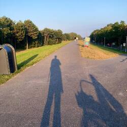 Hier, damit ihr nicht vergesst, wie ich aussehe.