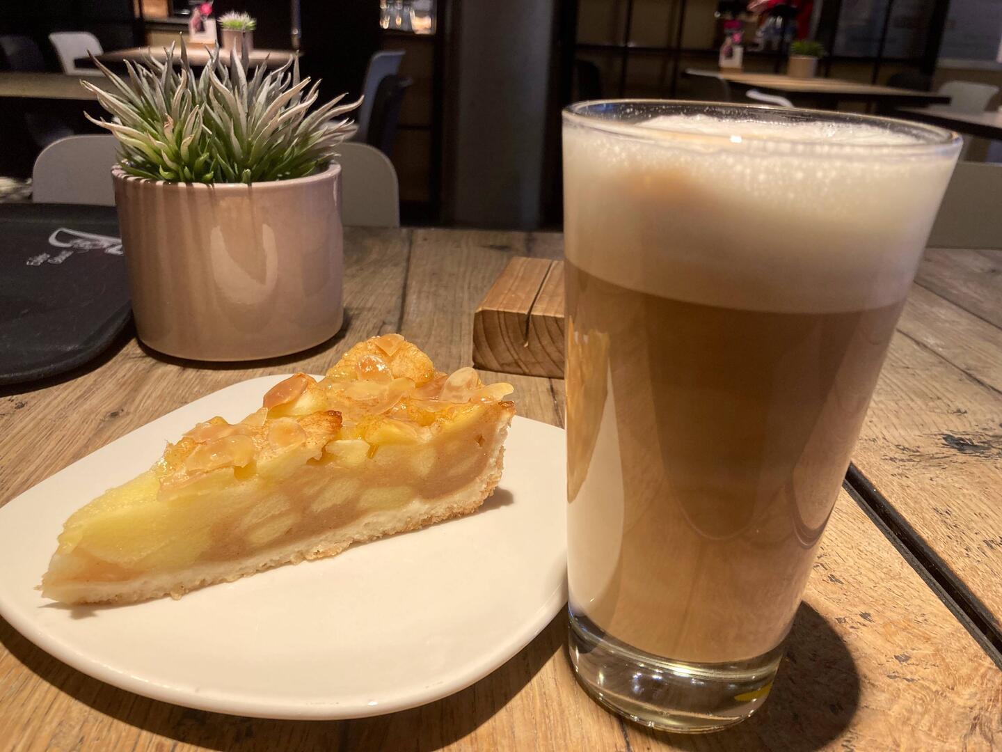 Café Junge - solider Kaffee, immer eine gute Wahl.