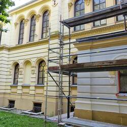De restauratie van de Novyk synagoge