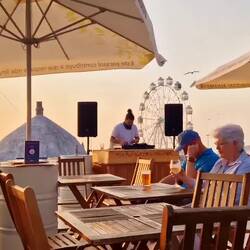 Sehr coole Chill-Out Bar (mit Ton!)