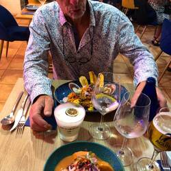 Well deserved dinner and drinks! Body is still in motion mode 😵‍💫