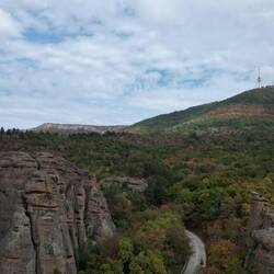 180° Drehung in der Luft und schon fällt der Blick auf den Fernsehturm