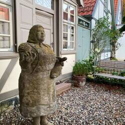 Ich weiß nicht warum, aber hierbei musste ich an Anja R. denken 🤔! Liebe Grüße 😘