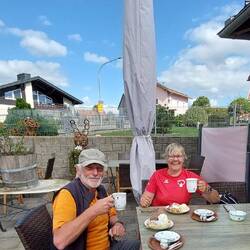 Ein Platz an der Sonne im Ort Sonnen, im tollen Café Fesl!