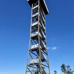 Der Aussichtsturm Oberfrauenwald...