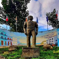 Monument aux émigrants
