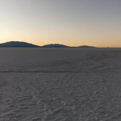 Sonnenuntergangsstimmung auf der Salar de Coipasa