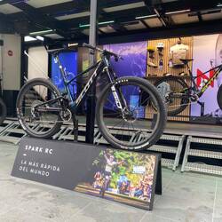 Lots of high end bikes