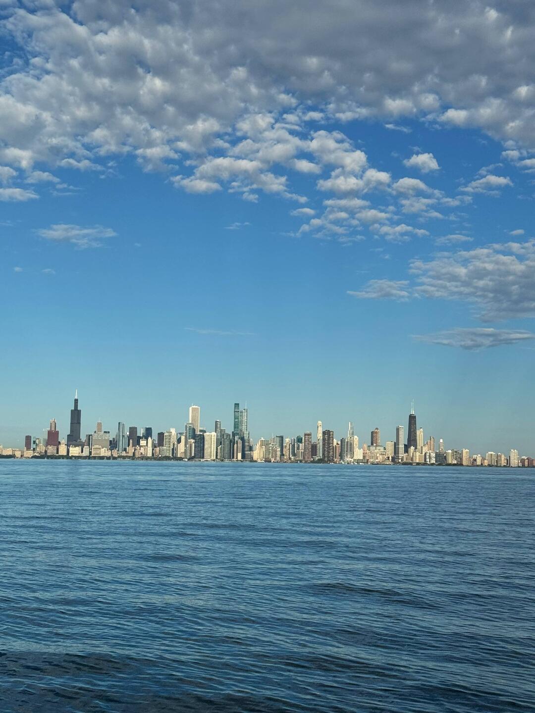 Chicago skyline. Look at that smooth water!