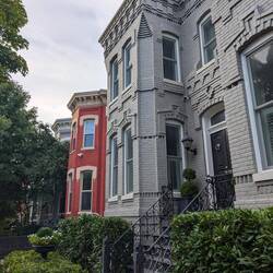 Look at these beautiful houses!