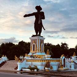 Statue of King Anouvong - He defeated the Thai in a battle