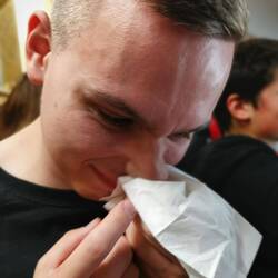 Nach nem Schnupf erstmal schneuzen.