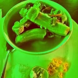 Seafoodsoup mit green Bananas