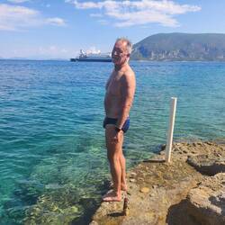 Ross' turn for a swim