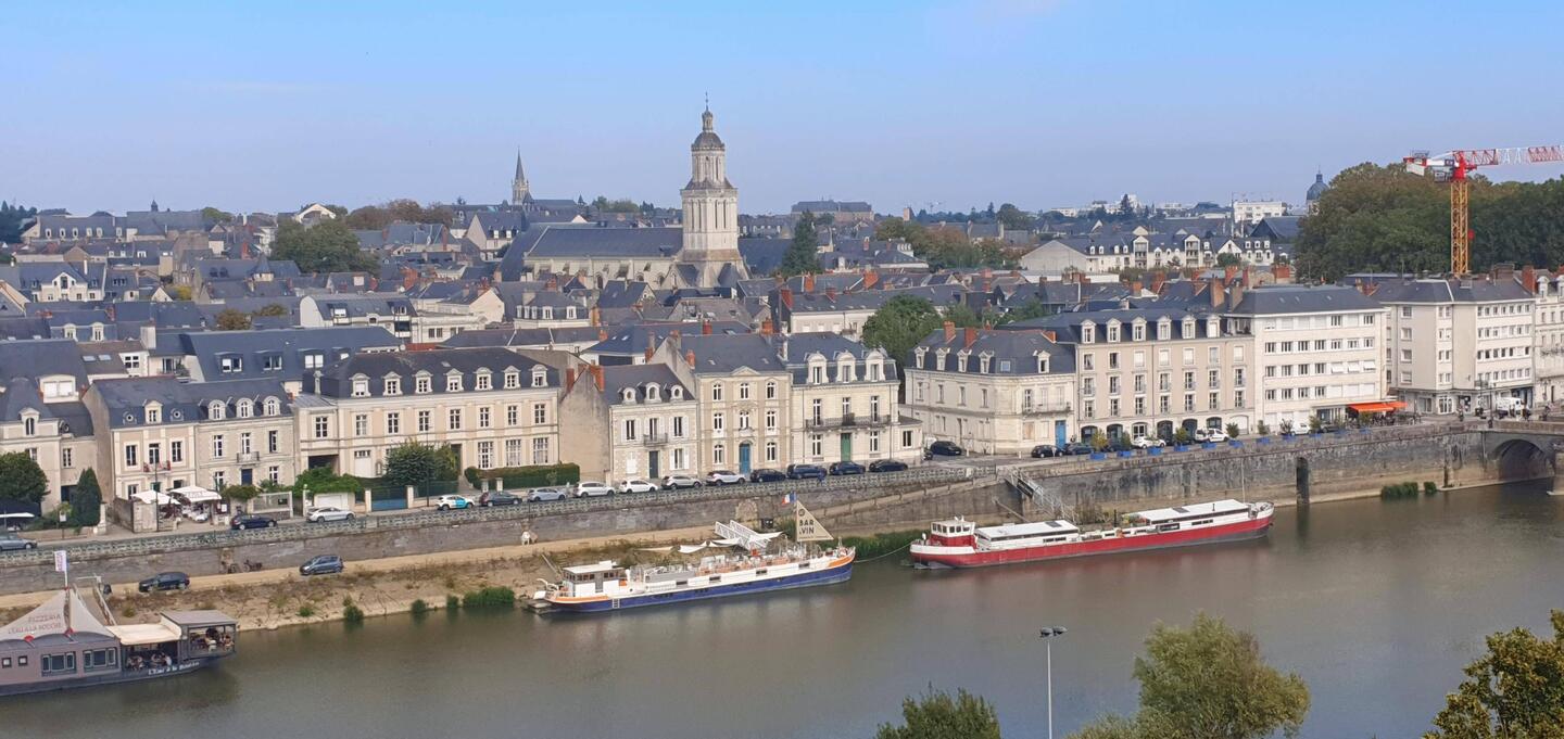 Angers von oben