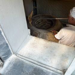 Making bread in a tone