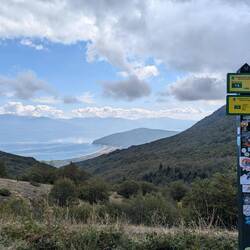 Blick vom Pass auf den Prespasee