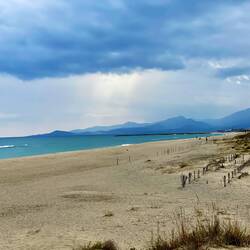 Richtung Spanien verdunkelt sich der Himmel