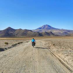 Auf Schotter und Waschbrett ging es zur Salar de Uyuni