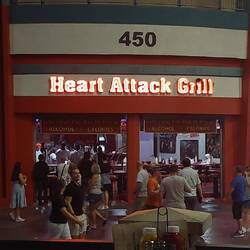 das besagte Restaurant 🤣 Get your fat ass in here!