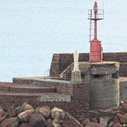 Madonna begrüßt uns bei der Hafeneinfahrt