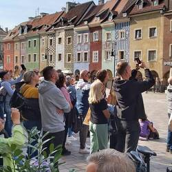 Veel toeschouwers bij de 12 uur show van de bokken