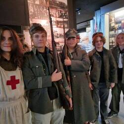 Jongeren in het Museum vd opstand van 1918 / 1919