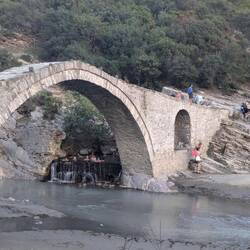 Schwefelquellen in der Nähe von Permet