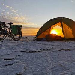 Sonnenaufgang auf der Salar de Uyuni 😍
