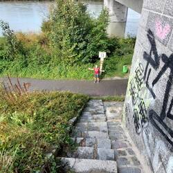 Wir starten bei Fluss km 15! Hier ist der Abstieg kein Dienstweg!