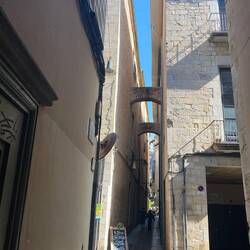 Interesting links between buildings