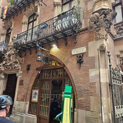 Exterior of 4 cats restaurant
