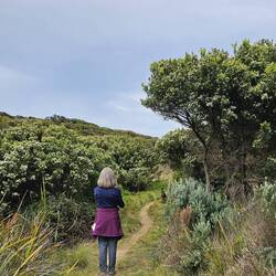 Roo #1 spotted in our first few minutes of walking.