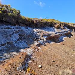 Die Wege sind im Schatten noch vereist