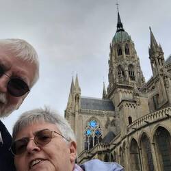 vor der Cathédrale Notre-Dame