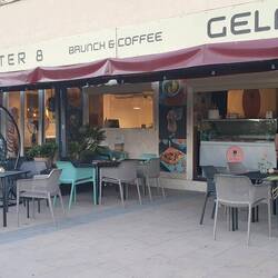 Eisdiele, diesmal ohne Schütz