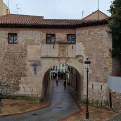 Another of the city gates, not quite as ornate though as yesterday's one we first came through.