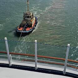 With the help of a tugboat they turned the ship around 180 degrees!!