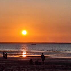 ...Natürlich ein sundowner am Mindil Strand
