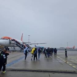 Der Flieger ist da, Zeit zum einsteigen