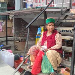 Begegnung in Rekong Peo mit typischer Kopfbedeckung #3