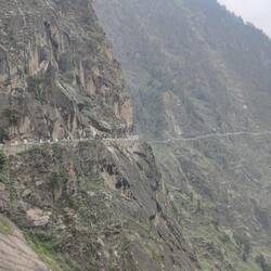Strasse nach Sangla