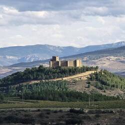 Castilo de Davalilo can be seen in the distance