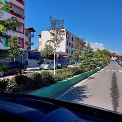 Roskovic. Warum schaut es hier so westlich aus?