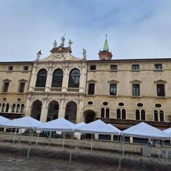 Frühere Regierungsgebäude